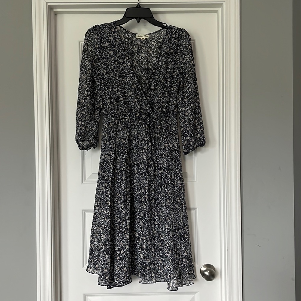 Indigo Rose midi Dress V neck Navy White Magenta floral Small